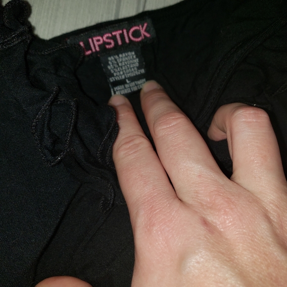 Blake Dress. - Picture 2 of 2